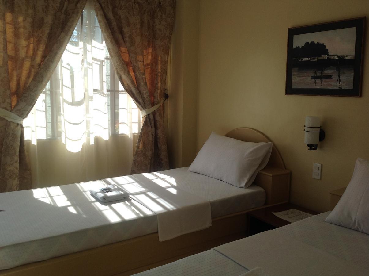 Danel Pensionne House Tacloban Bagian luar foto