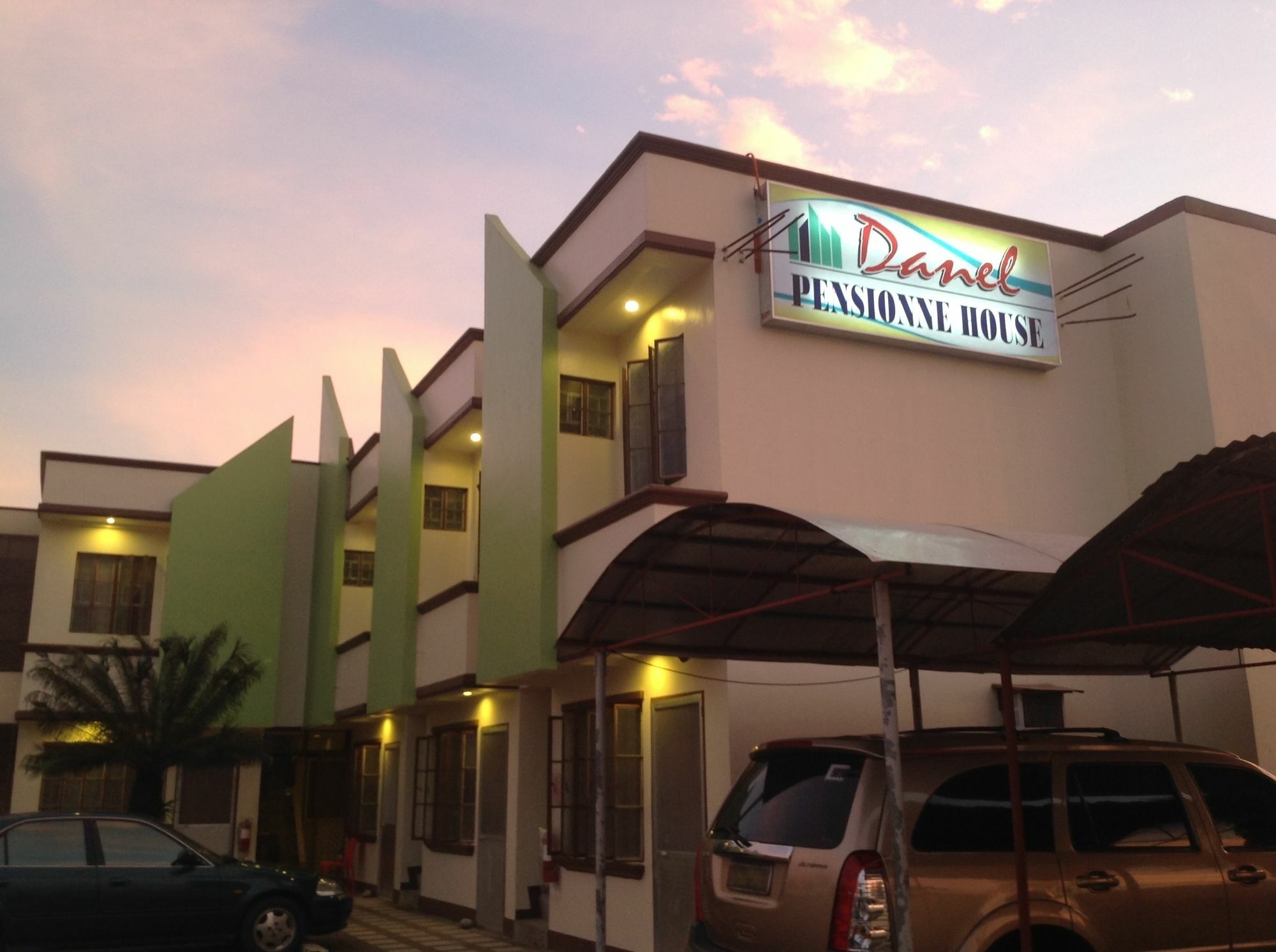 Danel Pensionne House Tacloban Bagian luar foto